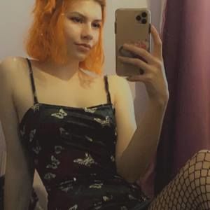 Meet your Posher, April